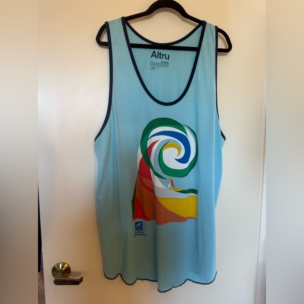 Altru Surf Rider Foundation Tank in Size XXL Never Worn